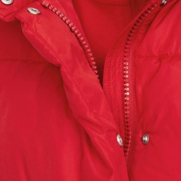 Old Navy Robbie Red Quilted Puffer Vest - Picture 5 of 12